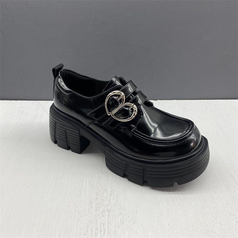 工厂直销断码2024秋款高粗跟防滑真牛漆皮圆头深T口舒适时装女单,女鞋,深口单鞋,淘宝优惠券,粉丝福利购,淘宝优惠卷