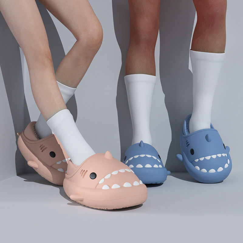 冬季包跟鲨鱼棉拖鞋情侣款EVA防水厚底毛绒居家室内保暖防滑