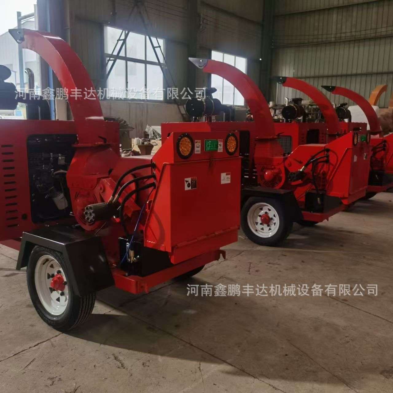 移动树枝粉碎机柴油驱动粉碎机园林果木移动破碎机青稞农作粉碎机