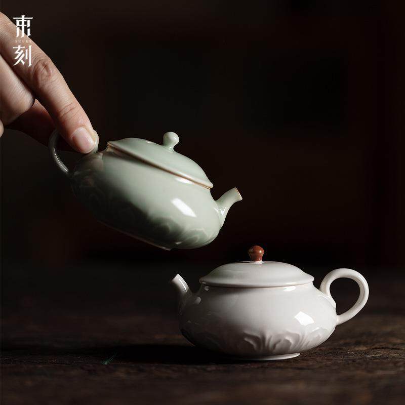 梵汝手作陶瓷浮雕玉泥草木灰扁形壶家用茶具手执泡茶壶带过滤防烫