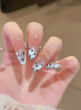 手工穿戴甲2026新款手绘豹纹冰透法式蓝色猫眼美甲显白百搭指甲贴