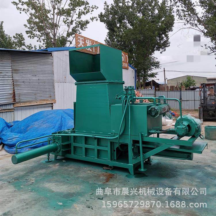 牛羊饲料青储打包机 玉米秸秆粉碎打包机 青储秸秆液压打包机