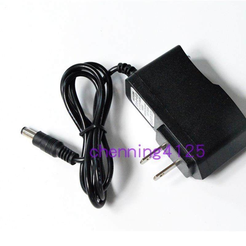 钢盾 S030021手电筒   多功能充电工作灯充电器