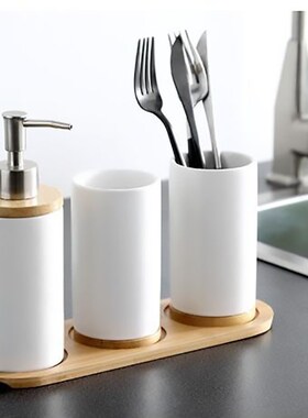 极速Set of 4 Cerac and Bamboo Bathroom Accessories VSet Mout