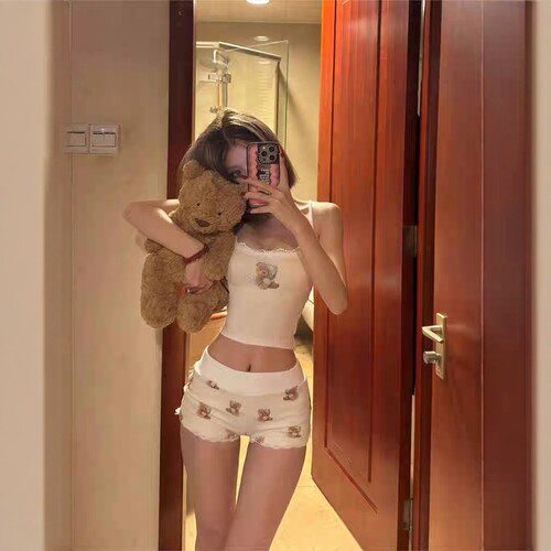 纯欲少女小熊吊带睡衣女夏带胸垫