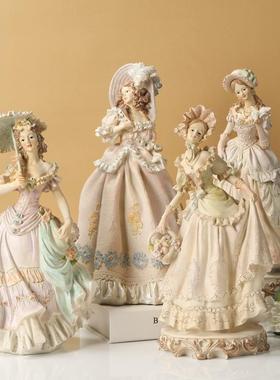 欧式人物摆件创意家居桌面客厅酒柜卧室装饰现代简约乔迁新居礼品