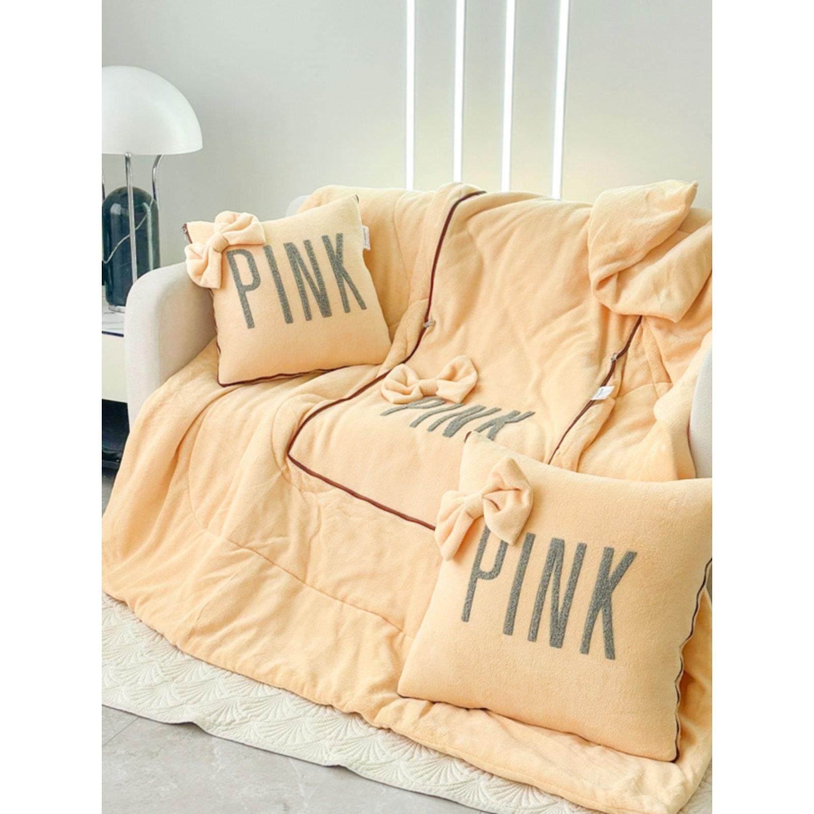 2025新款加厚保暖牛奶绒抱枕被子两用沙发办公室午睡枕头汽车靠枕,居家布艺,抱枕被,淘宝优惠券,粉丝福利购,淘宝优惠卷