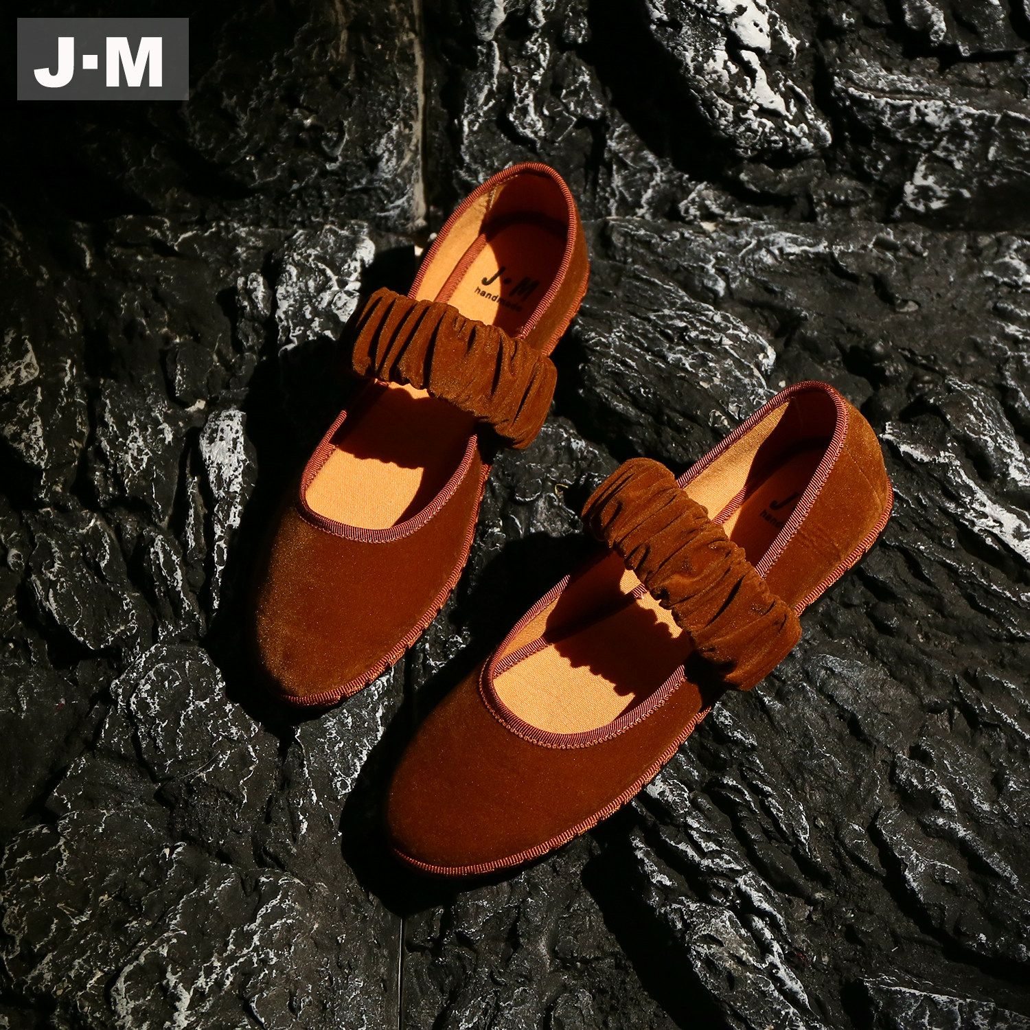 J·M丝绒复古玛丽珍鞋女2026春新款松紧一字带单鞋百搭平底休闲鞋,女鞋,玛丽珍鞋,淘宝优惠券,粉丝福利购,淘宝优惠卷