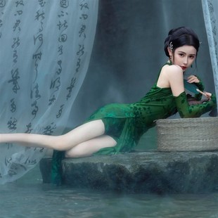 爵士古典舞改良国风旗袍舞蹈服青蛇高级绿色气质修身表演三件套