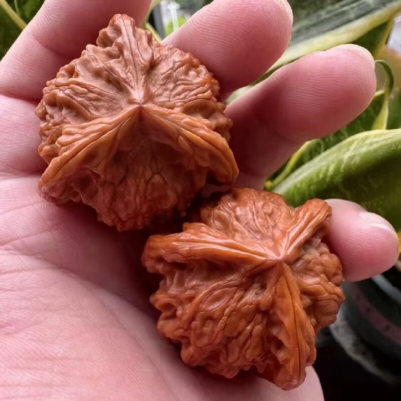 核桃文玩三棱男手盘文玩把件送礼