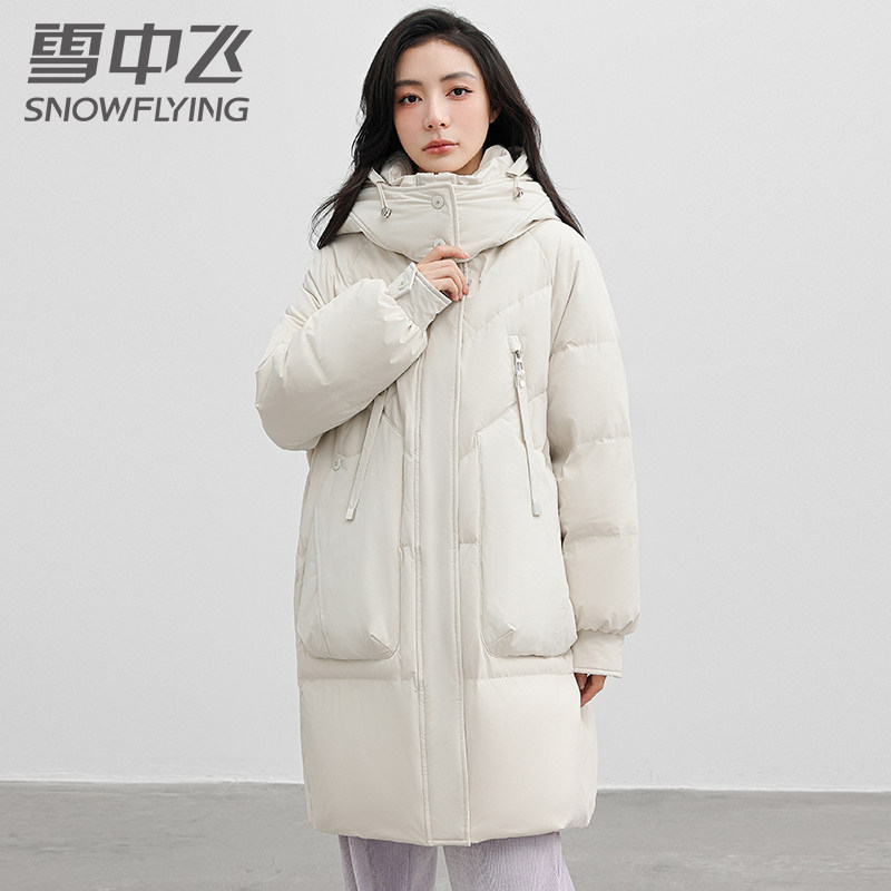 雪中飞羽绒服女2025冬季新款