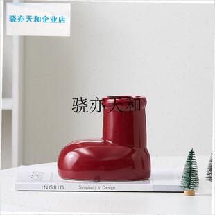 l诞主题红色靴g子造型花瓶陶瓷居家装饰摆件新年高级感圣诞树装饰