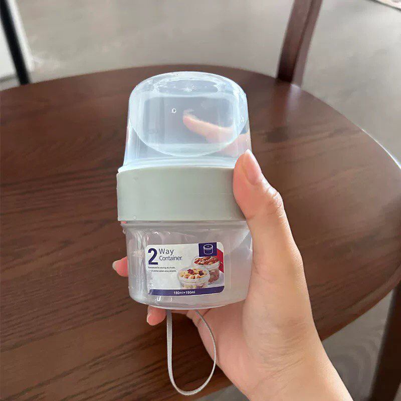 狗狗外出水杯便携式双层零食水分格收纳瓶迷你猫咪户外饮食饮水器