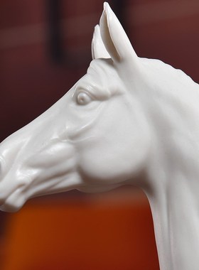新品东方泥d土陶瓷马摆件大师雕塑艺术品创意办公室摆设礼品/心驰