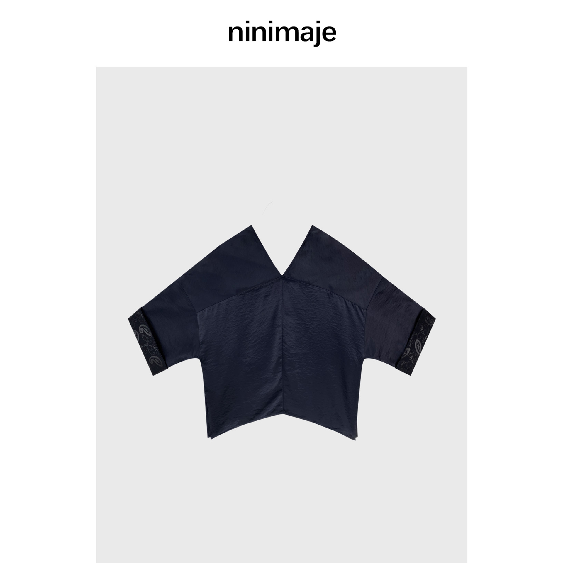 新品v领纯色气质罩衫女