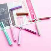 日本Q 小号随身便捷小剪刀中学生手工剪刀文具用品 LIA安全笔式