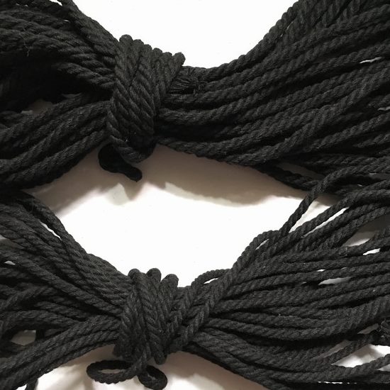黑色棉绳3股棉线黑色吊卡绳黑色三股绳黑棉线绳抽绳拉绳棉纱线