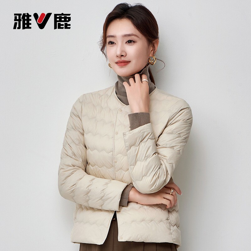雅鹿轻薄羽绒服女短款2026秋冬季新款内胆圆领冬装内穿羽绒外套潮