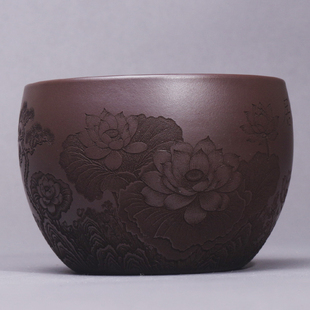 宜兴紫砂杯纯手工原矿老紫泥刻绘荷花主人杯功夫茶具茶杯
