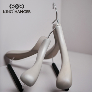 KH高档实木衣架木质灰色衣撑轻奢衣帽间衣柜专用防滑高级感衣挂