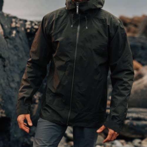 AC 25连帽防风防泼水徒步夹克耐磨户外冲锋衣轻量化外套