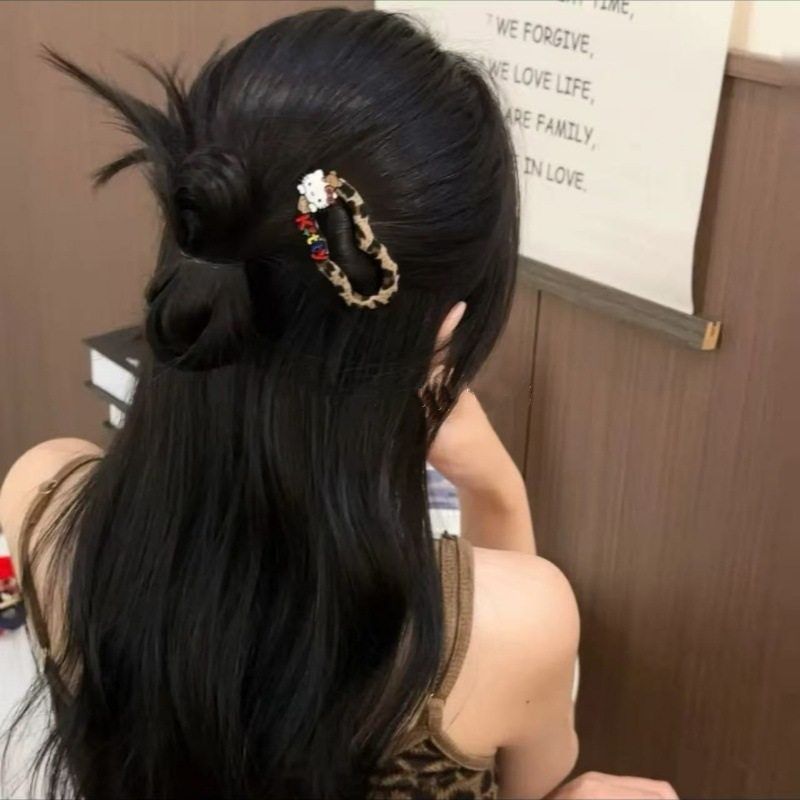 爱心豹纹Kitty蝴蝶结刘海发夹女前额高级感侧边发卡气质百搭头饰