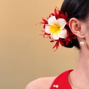 夏日黄色鸡蛋花发夹女拍照花朵氛围感侧边头花头饰海边配饰