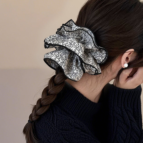 名狐蕾丝小碎花大肠发圈