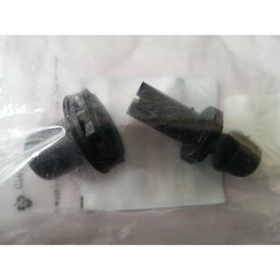 适用于 于Volvo原装正厂配件XC90V90C30V60XC60V40 后备箱缓冲塑