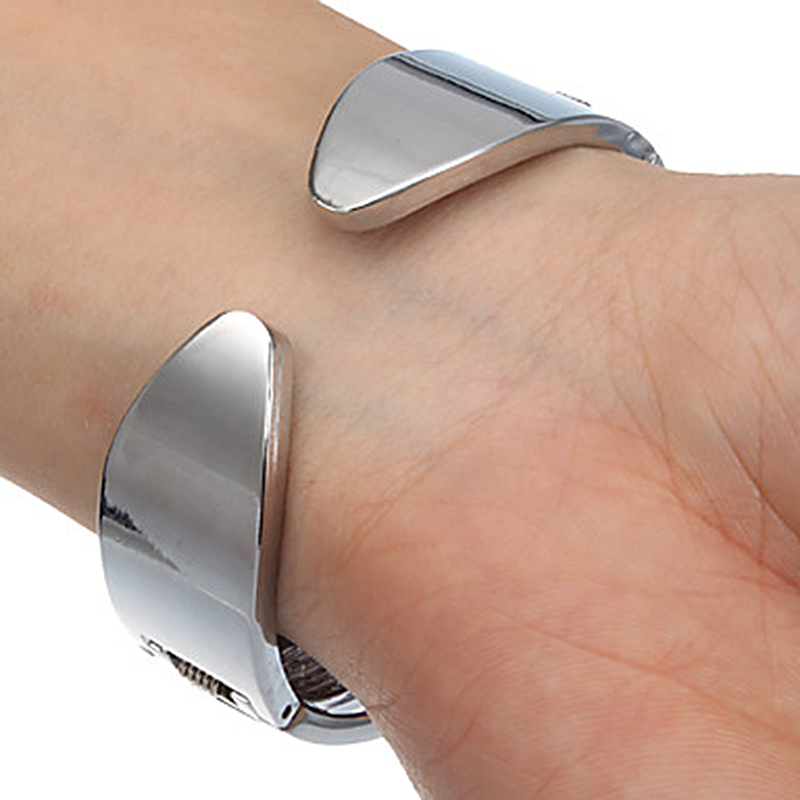 极速reloj mujer 2022 Host Sell Xinhua Bracelet Watch Women L