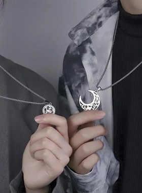 极速小众a设计感情侣钛钢毛衣链嘻哈网红吊坠项链男女学生情侣配