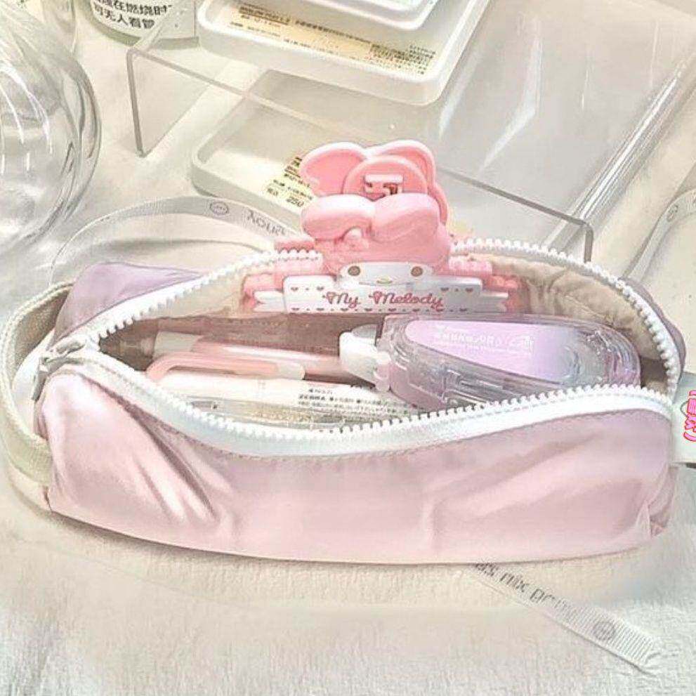 极速ins纯色高颜值奶油小v方中小学生笔袋用心造物造物同款柔软文