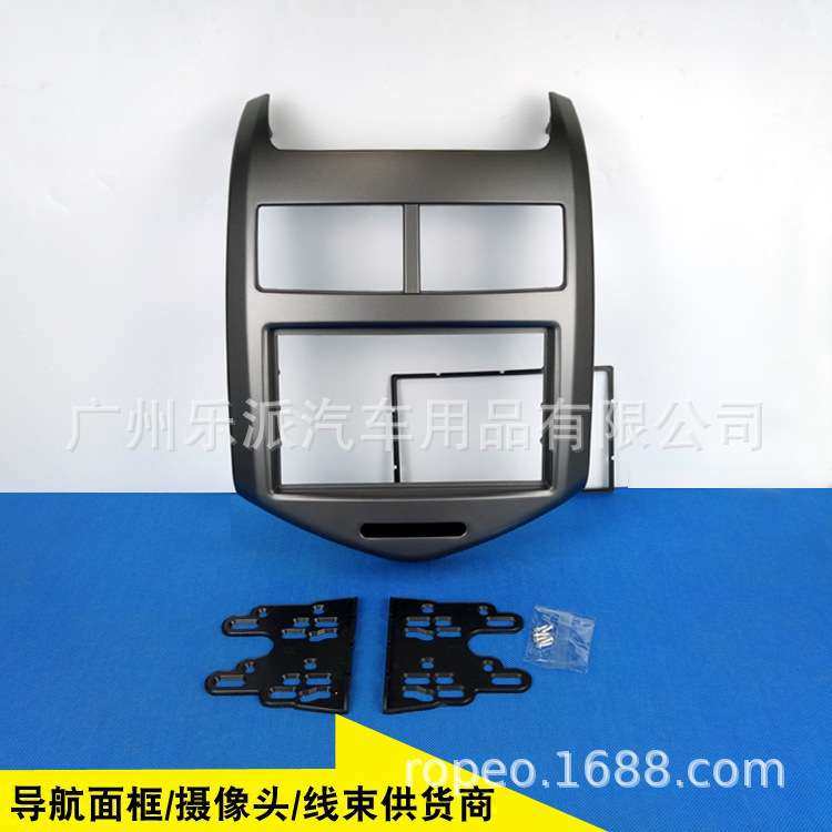 2011雪佛兰爱唯欧汽车音响 改装导航DVD通用机面框CD改装面
