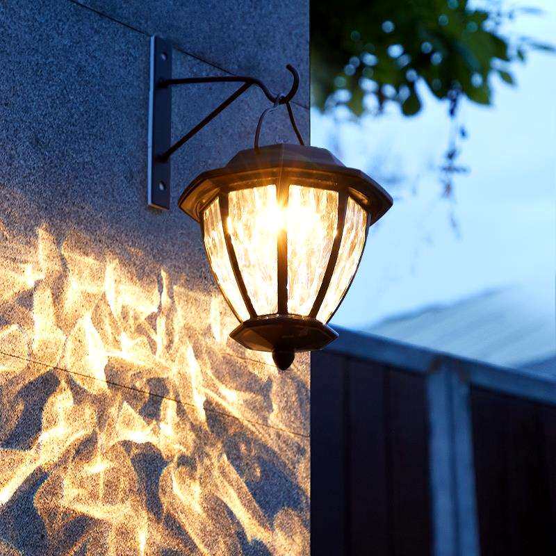 太阳能庭院灯户外防水草坪灯家用花园造景布置室外阳台装饰氛围灯