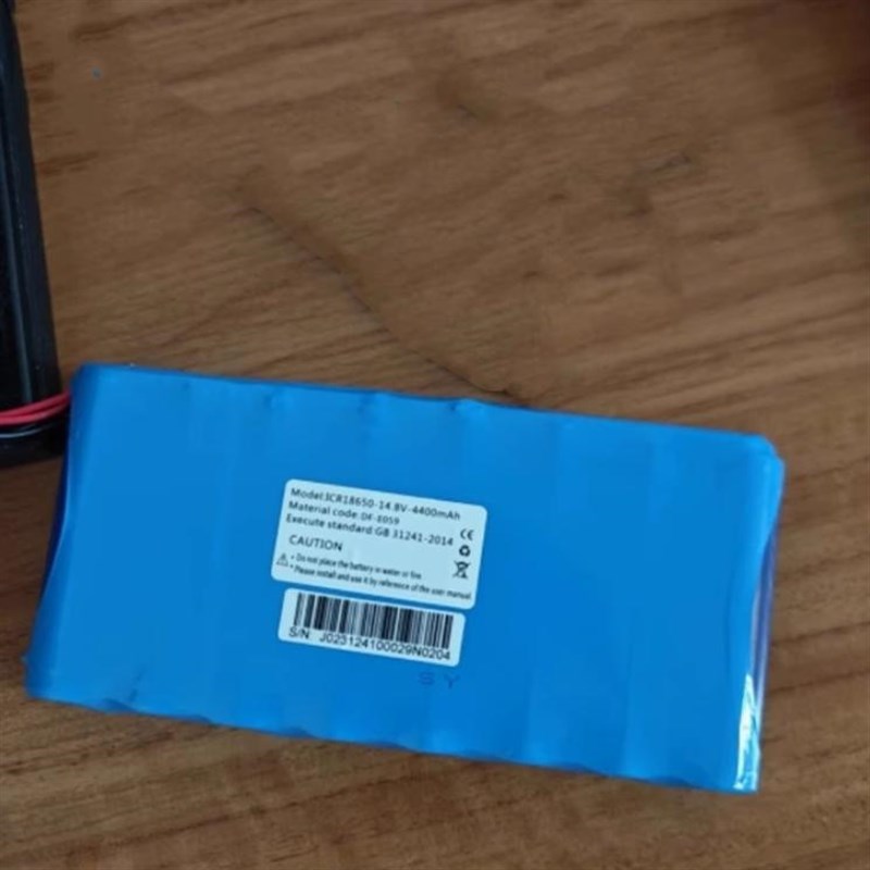 适用中旗iMAC U80U70IMAC100数字式多道心电图机电池14.8V4400mAh