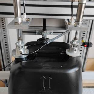 空瓶测漏机PET塑料瓶六工位全自动高速检漏机塑料瓶测漏机