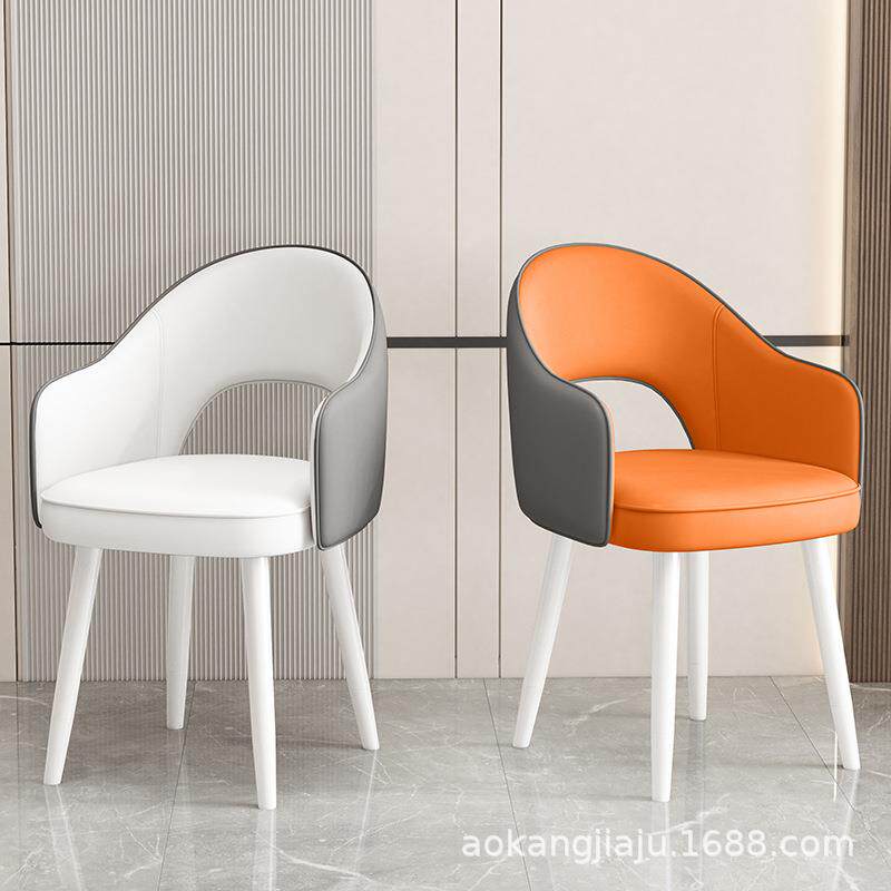 轻奢餐椅家用高级感意式餐厅椅子舒适久坐靠背凳子2026新款餐桌椅