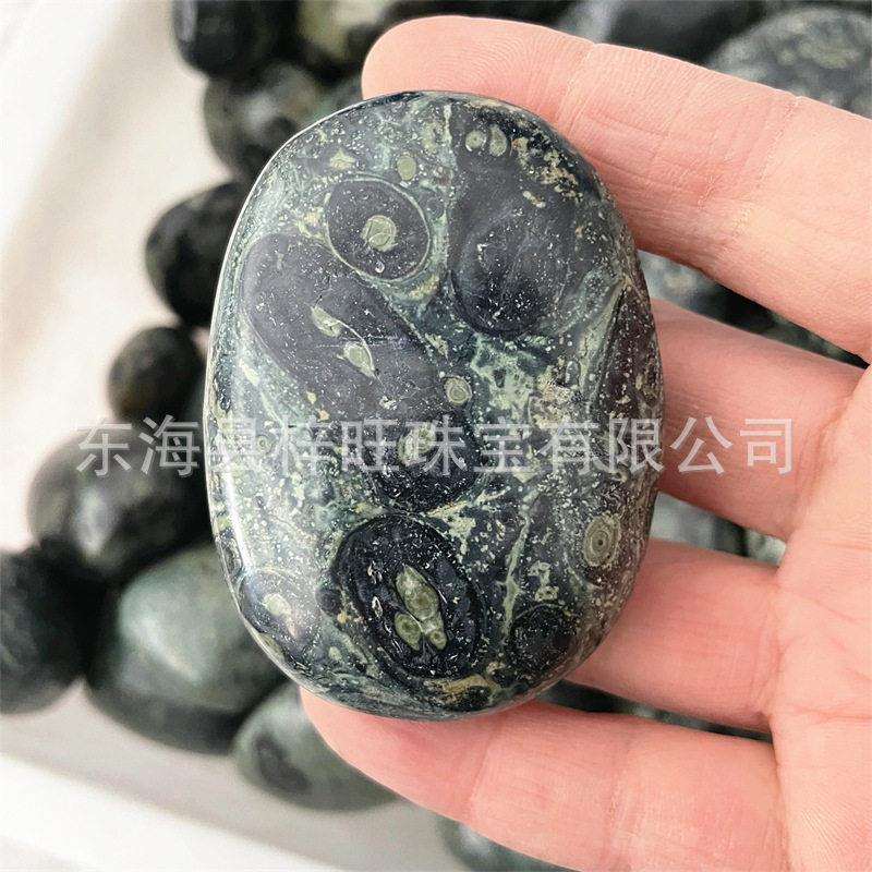 天然绿孔雀眼随型孔雀眼星云石原石把玩摆件手掌石