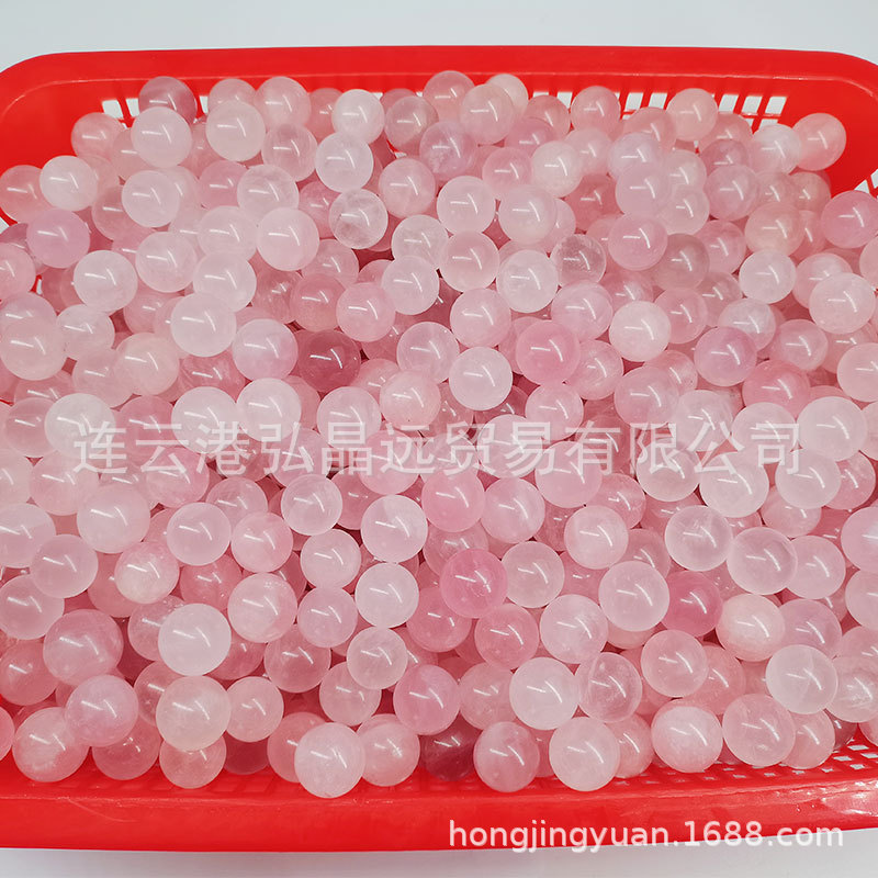 厂家批发天然粉水晶球小号芙蓉石球原石打磨家居办公摆件