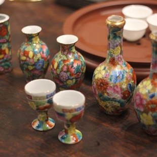 广彩花瓶 70年代潮州出口创汇陶瓷器 手彩小净瓶胆瓶 小白酒杯