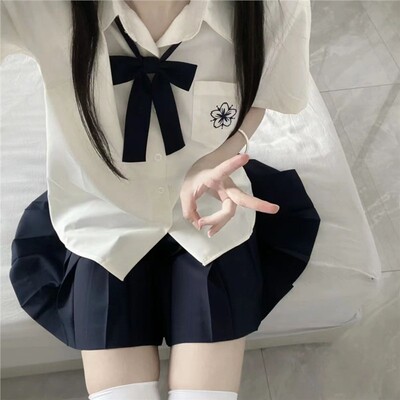 猫看花jk制服原创短袖衬衫日系白蓝色刺绣女衬衣基础款夏季裙套装