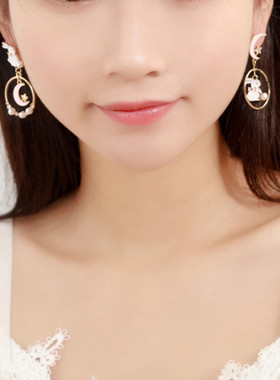 极速2022 New Style Cute Rabbit MoEon Star Pendant Asymmetry