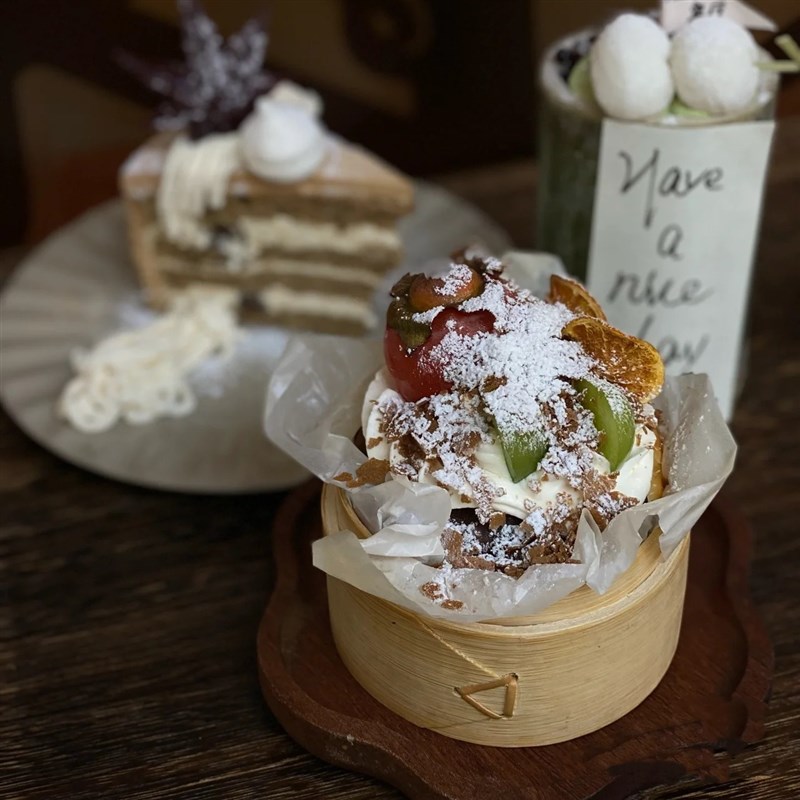 天然竹筒杯蛋糕冰淇淋竹杯 竹编蒸笼甜品盘甜点盘 竹子冰淇淋蛋糕