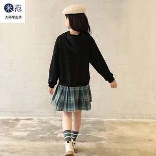 胖女童卫衣裙子2023春秋洋气胖小孩中大童加肥宽松显瘦格子连衣裙