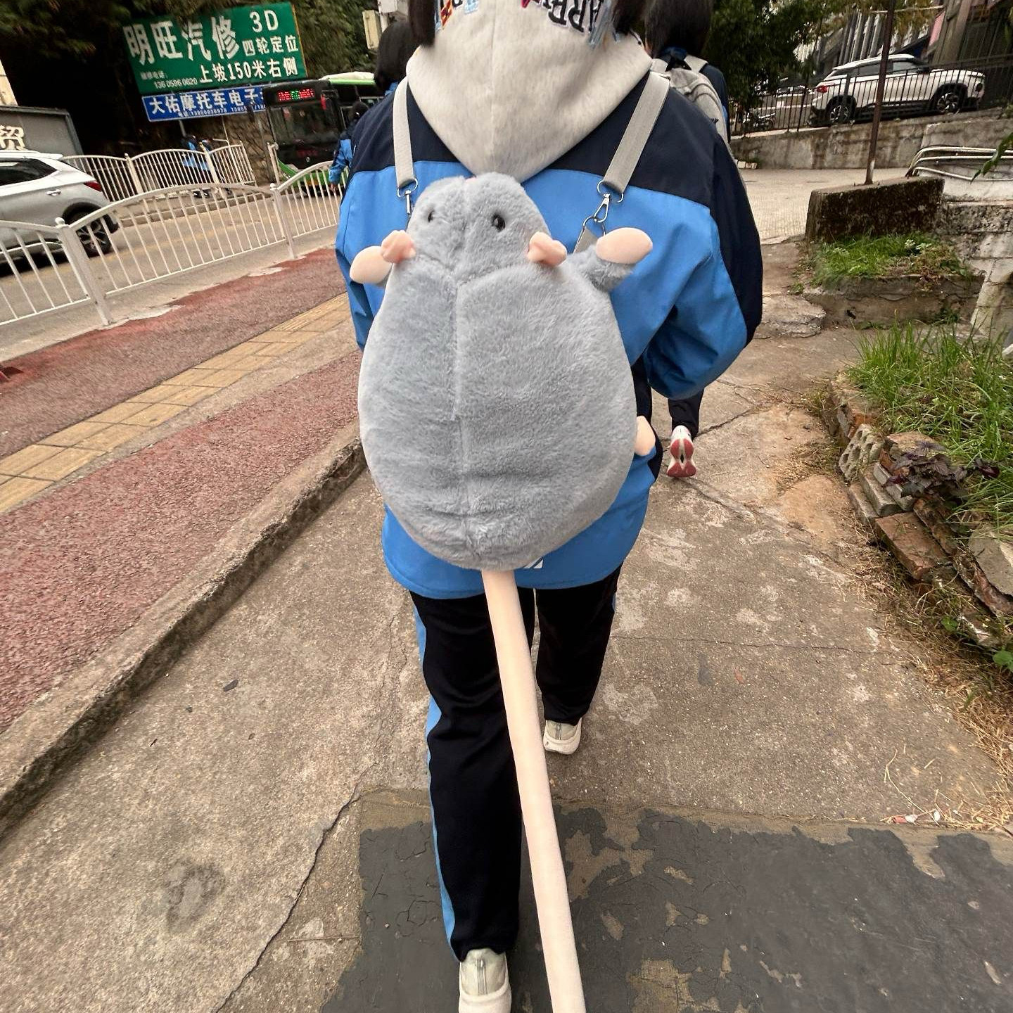 抖音同款老鼠书包双肩背包新款趣味恶搞潮流花枝鼠仿真背包送女友