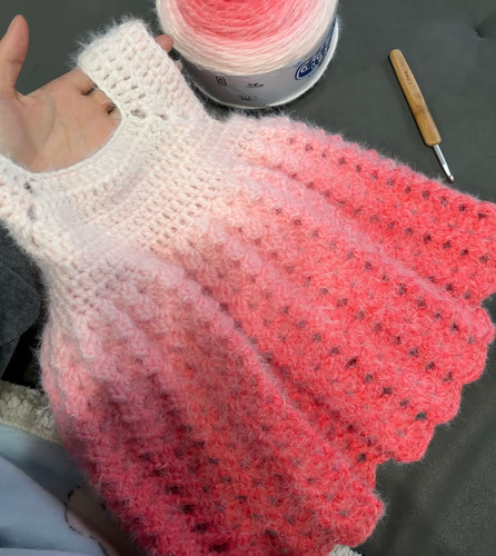 渐变色长绒毛线手工编织钩针钩织DIY小裙子衣服手编材料包用线
