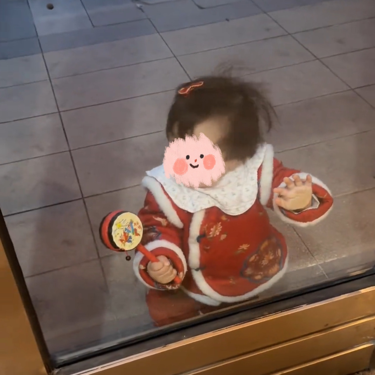 中国风红色宝宝女童秋冬季套装喜庆保暖2025新款汉服新中式棉服