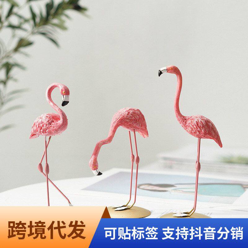 奈仕超火的卧室摆设火烈鸟树脂