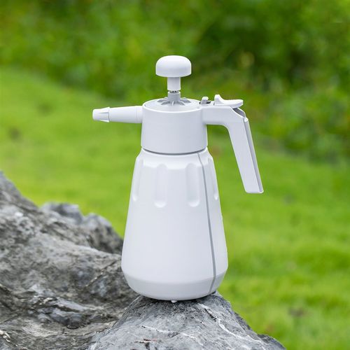 蓝小鱼气压式浇花喷水壶1.5升大容量家用消毒喷壶清洁喷壶多功能