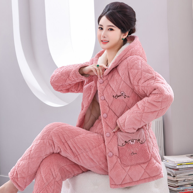 睡衣女士秋冬季珊瑚绒加厚夹棉袄中老年法兰绒保暖加绒家居服妈妈